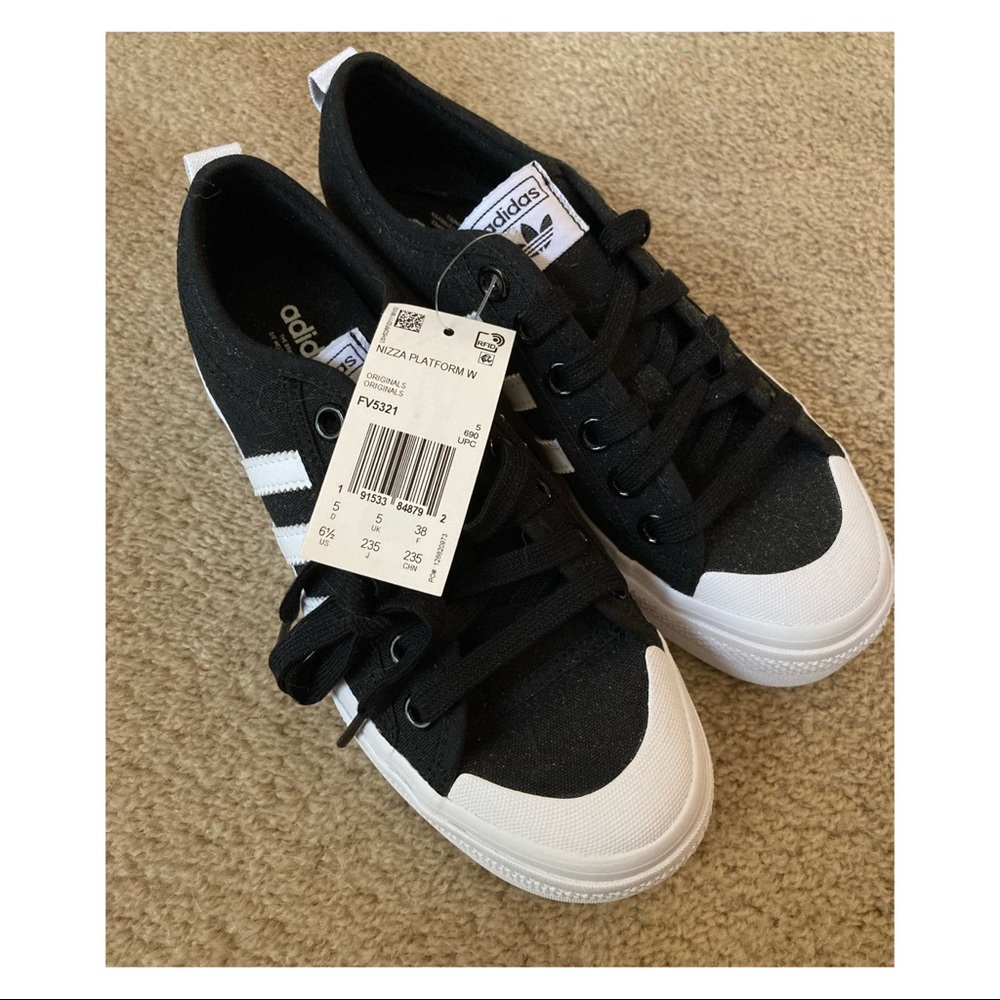 Adidas Originals NIZZA Platform Shoes (FV5321) (black/white) (NWT)